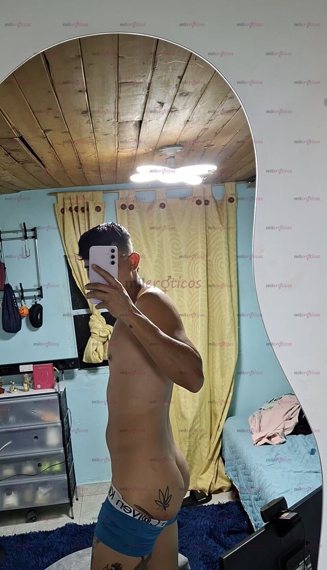 FOTOS DE HOLA, SOY CRISTIAN. LISTO PARA HACER QUE TU TIEMPO VALGA LA PENA. CHARLEMOS, RI