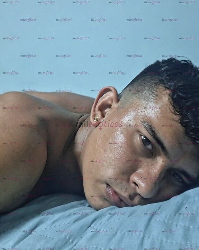 FOTOS DE HOLA, SOY CRISTIAN. LISTO PARA HACER QUE TU TIEMPO VALGA LA PENA. CHARLEMOS, RI