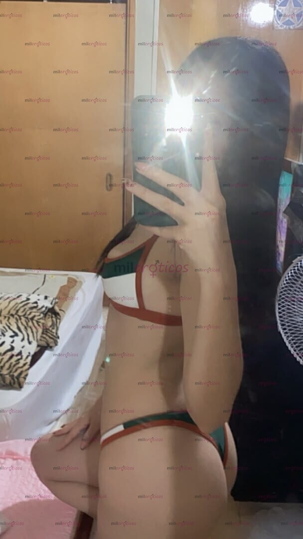 FOTOS DE ADICTA A TU LECHE Y TRAVIESA, VENEZOLANA PROBANDO LECHITA MEXICANA
