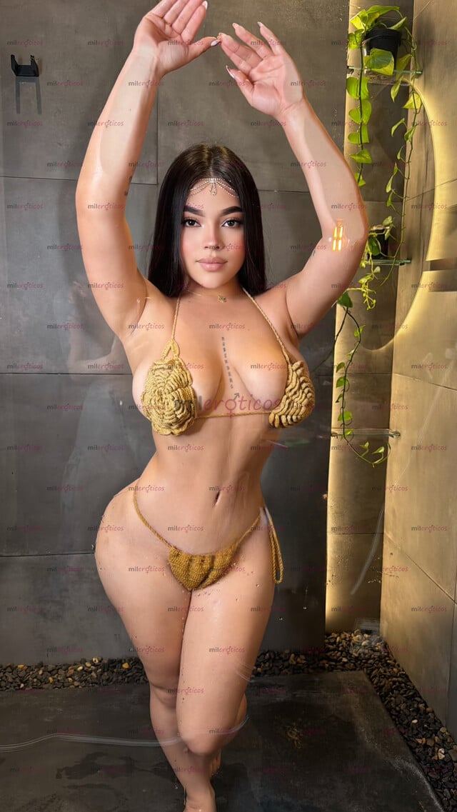 FOTOS DE NATALY VOLUPTUOSA Y APRETADITA SERE TU MEJOR EXPERIENCIA SEXUAL VISITAME
