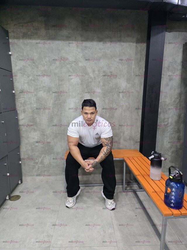 FOTOS DE SI QUIERES UN BUEN CONTENIDO EXCLUSIVO O VIDEO LLAMADA NO DUDES EN ESCRIBIRME