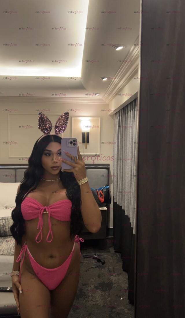 FOTOS DE NEGRA ARDIENTE Y MUY CALIENTE A TUS PIES PAPI VEN Y AS REALIDAD TUS FANTACIAS