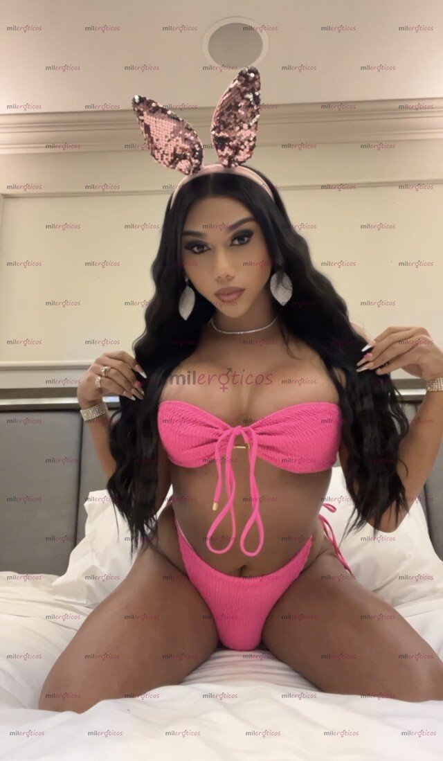 FOTOS DE NEGRA ARDIENTE Y MUY CALIENTE A TUS PIES PAPI VEN Y AS REALIDAD TUS FANTACIAS