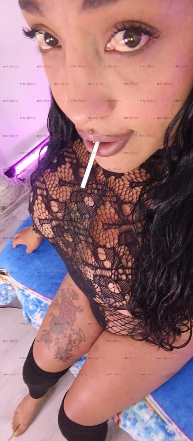 FOTOS DE SENSUAL EXTROVERTIDA Y MUY COMPLACIENTE GARGANTA PROFUNDA