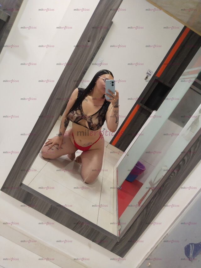 FOTOS DE CAMILA, 22 AÑOS, COLOMBIANA, PIEL BLANCA, OJO CAFÉS, UN CUERPO PROVOCATIVO