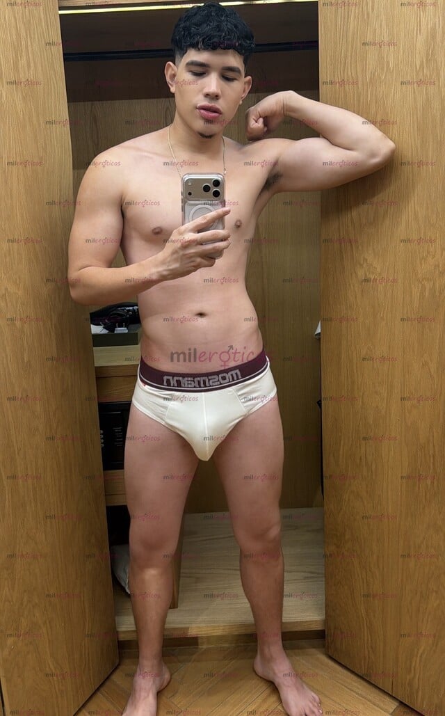 FOTOS DE POLLO VERGON 23CM ACTIVO SIN ROLLOS 100% VERY HORNY