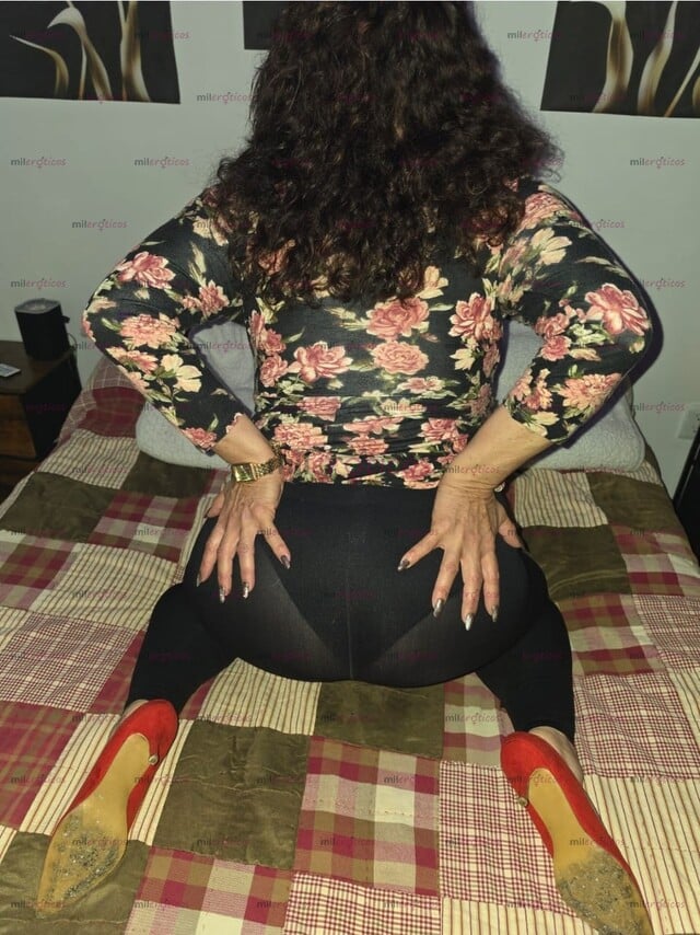 FOTOS DE MONY SERVICIOS PRESENCIALES A HOTEL Y MOTEL SOY MONY UNA MUJER MADURA ALTA CON U