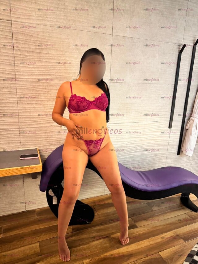 FOTOS DE EXCLUSIVA MORENA COGIDA INOLVIDABLE Y MASAJE RICO