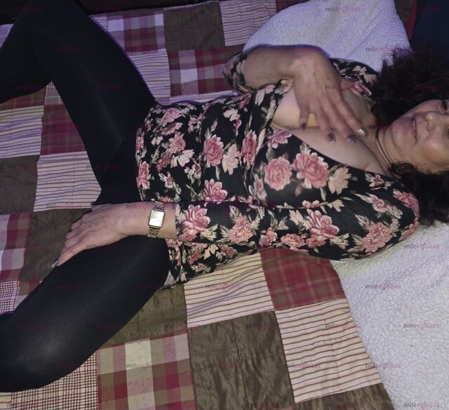 FOTOS DE MONY SERVICIOS PRESENCIALES A HOTEL Y MOTEL SOY MONY UNA MUJER MADURA ALTA CON U