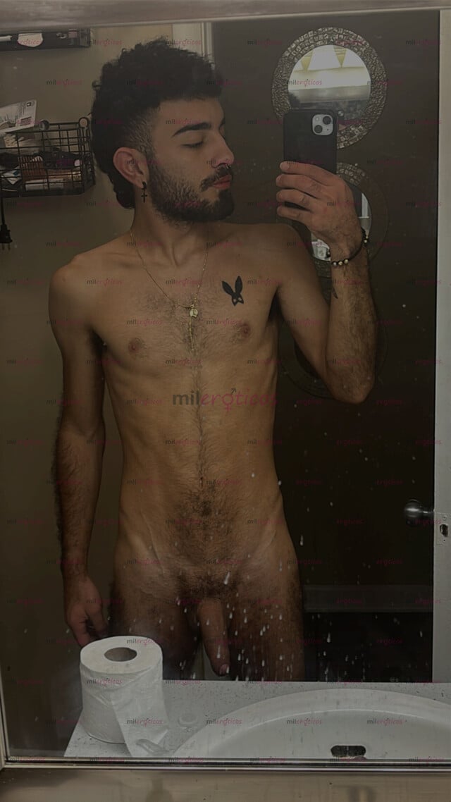 FOTOS DE SOY JUAN JOVEN VERSÁTIL GUAPO Y CARISMÁTICO LISTO PARA CUMPLIR TUS FANTASÍAS