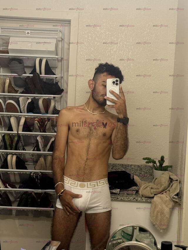 FOTOS DE SOY JUAN JOVEN VERSÁTIL GUAPO Y CARISMÁTICO LISTO PARA CUMPLIR TUS FANTASÍAS