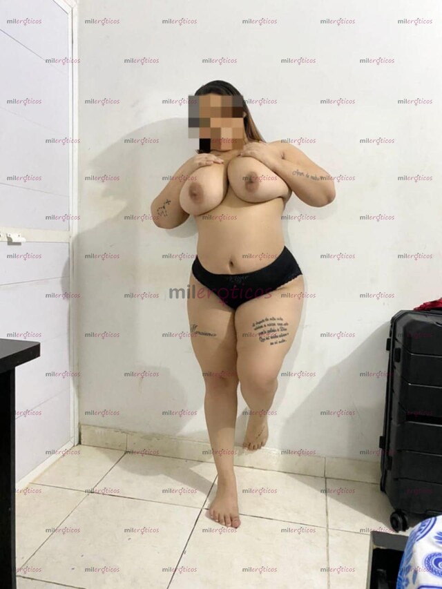 FOTOS DE MULTIORGÁSMICA CON GANAS DE QUE ME LLENES DE LECHESITA RICA