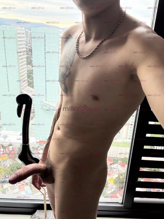 FOTOS DE ATLÉTICO Y SEXY CHICO XXL INTER DISPUESTO A CUMPLIR TUS FANTASÍAS Y CAPRICHOS