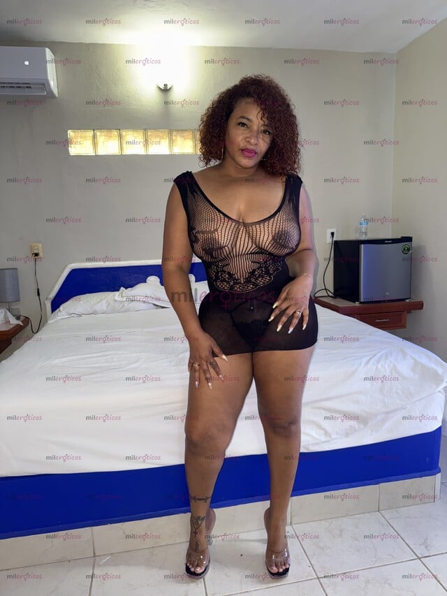 FOTOS DE SEXI COLOMBIANA EN TU CIUDAD , REALIZANDO MASAJITO EROTICO RELAJANTE