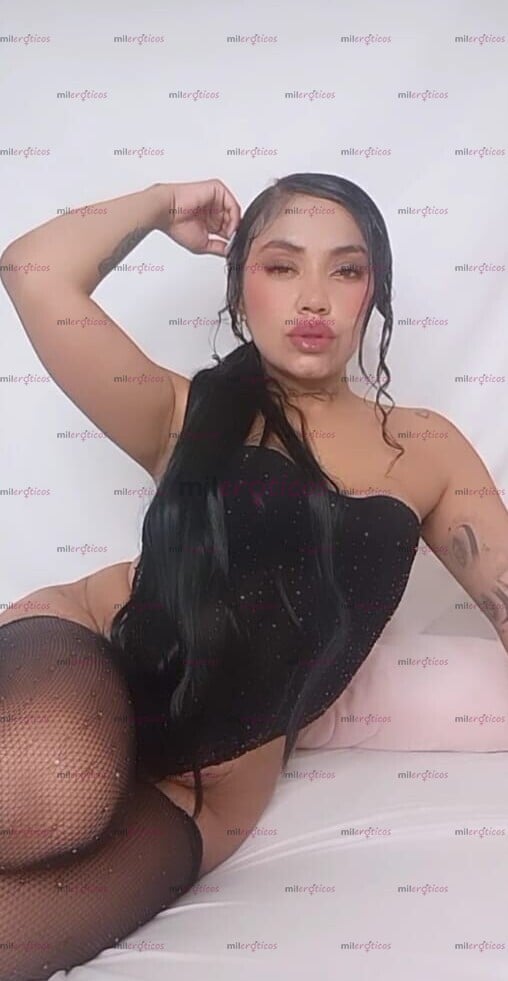 FOTOS DE NICO HERMOSA Y EXQUISITA MORENA CON GANAS DE MUCHO SEXO