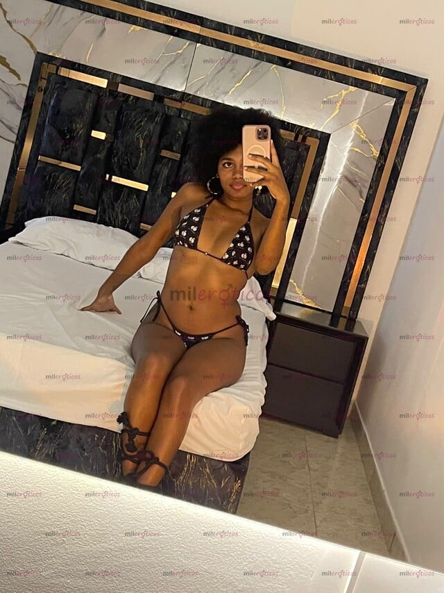 FOTOS DE KATY, MORENA DELGADA CON RICAS NALGAS Y PERSONALIDAD ENCANTADORA