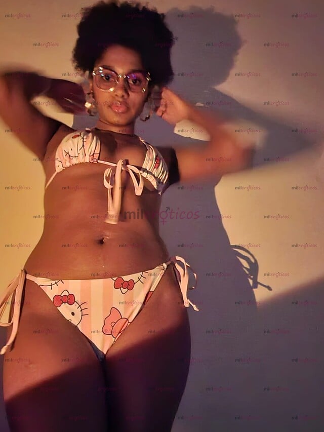FOTOS DE KATY, MORENA DELGADA CON RICAS NALGAS Y PERSONALIDAD ENCANTADORA