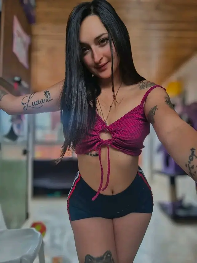 Hola carino soy agustina ignacia muy sensual tengo 25 anitos dispuesta a todo mi servicio es totalmente privado tu amante perfecta domicilios desde la...