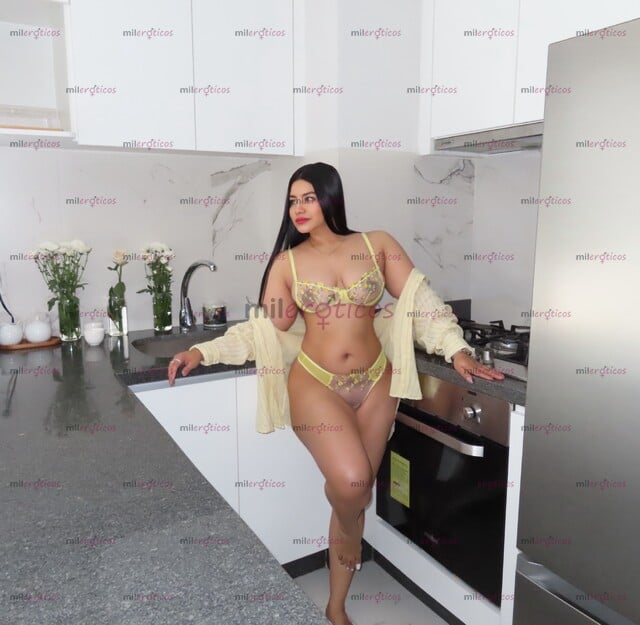 FOTOS DE COLOMBIANA EXTROVERTIDA DISPONIBLE PARA TI