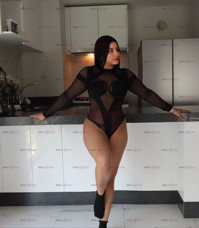 FOTOS DE COLOMBIANA EXTROVERTIDA DISPONIBLE PARA TI