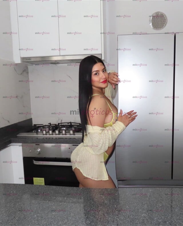 FOTOS DE COLOMBIANA EXTROVERTIDA DISPONIBLE PARA TI