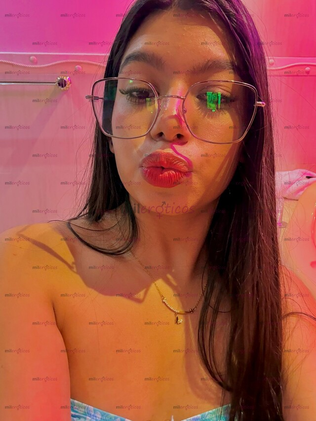 FOTOS DE TU NENA DE 19, ME APETECE HACER VIDEOLLAMADAS Y PASAR UN BUEN RATO...