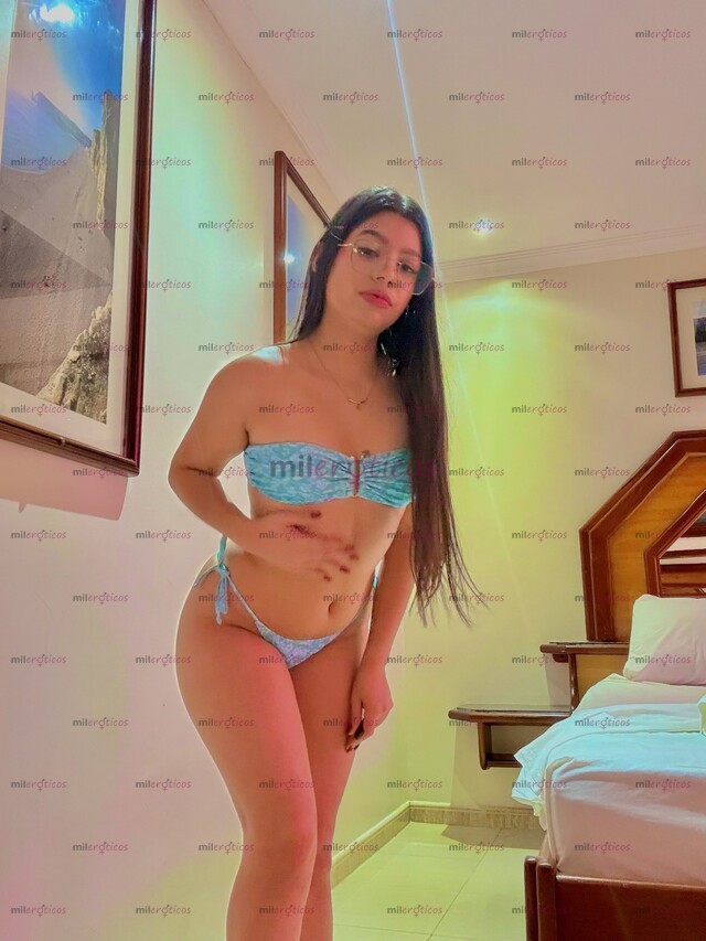 FOTOS DE TU NENA DE 19, ME APETECE HACER VIDEOLLAMADAS Y PASAR UN BUEN RATO...