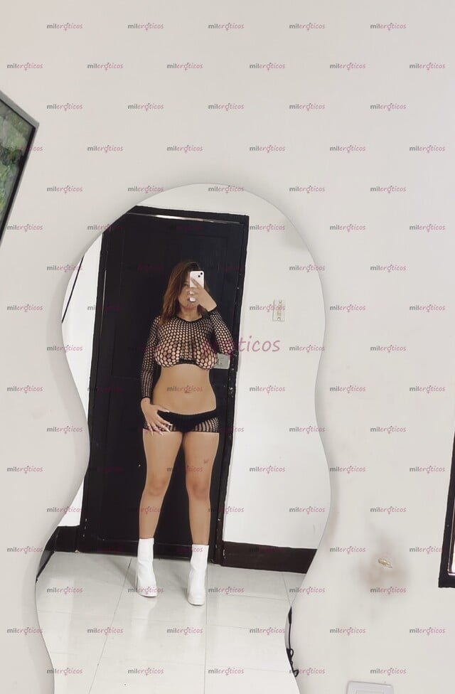FOTOS DE SHARIK, JOVENCITA DE 20 AÑOS VOLUPTUOSA