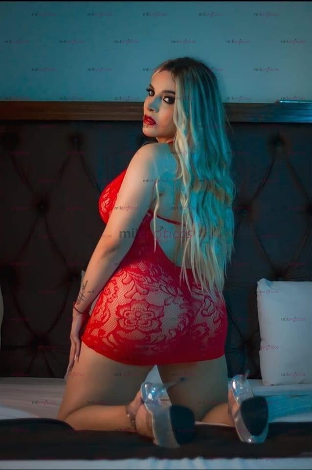 FOTOS DE HOLA ME PRESENTO SOY ALEJANDRA UNA CHICA SUPER FEMENINA Y CACHONDA DISPUESTA A C