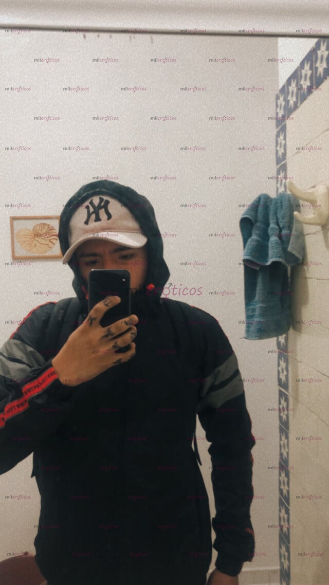 FOTOS DE ESCORT HOMBRE, EXCELENTE ACOMPAÑANTE Y EXCELENTE PARA TODO, MÁNDAME UN MENSAJE.