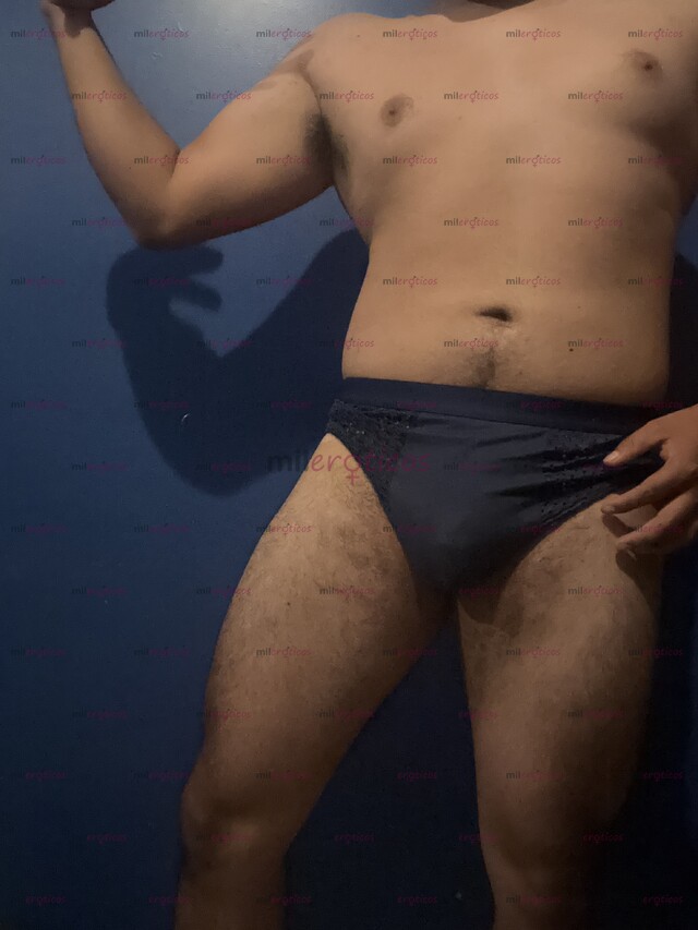 FOTOS DE JOVEN TÍMIDO, UNIVERSITARIO CON MUCHA EXPERIENCIA Y CON GANAS DE ALGO DELICIOSO