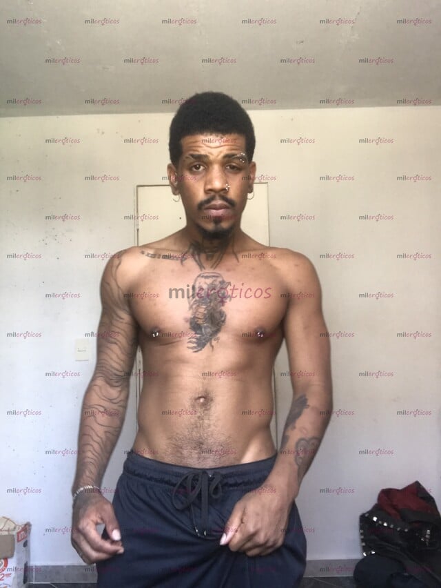 FOTOS DE MORENO TATUADO MASAJES SENSUALES Y COMPAÑÍA EXCLUSIVA
