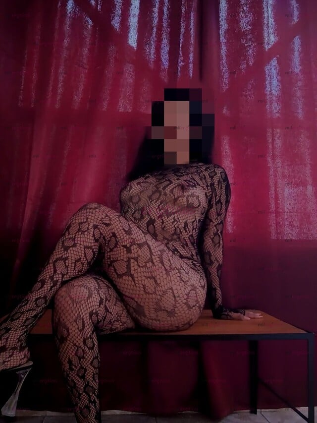 FOTOS DE KIRA TU MUÑECA CULONA CALIENTE DECEOSA DE VERGA YA DISPONIBLE PARA TY BB