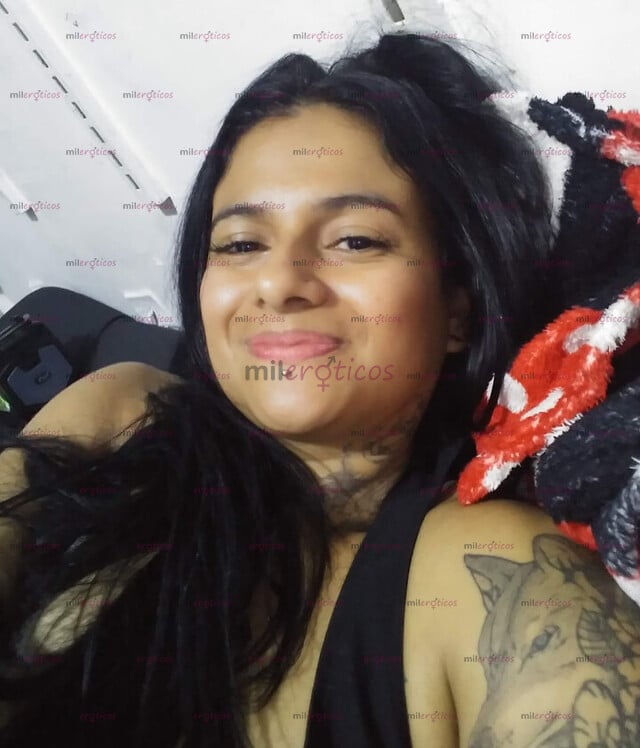 FOTOS DE LINDA MORENA COMPAÑÍA DISCRETA Y CONVERSACIÓN FOTOS DE PIES PERSONALIZADAS