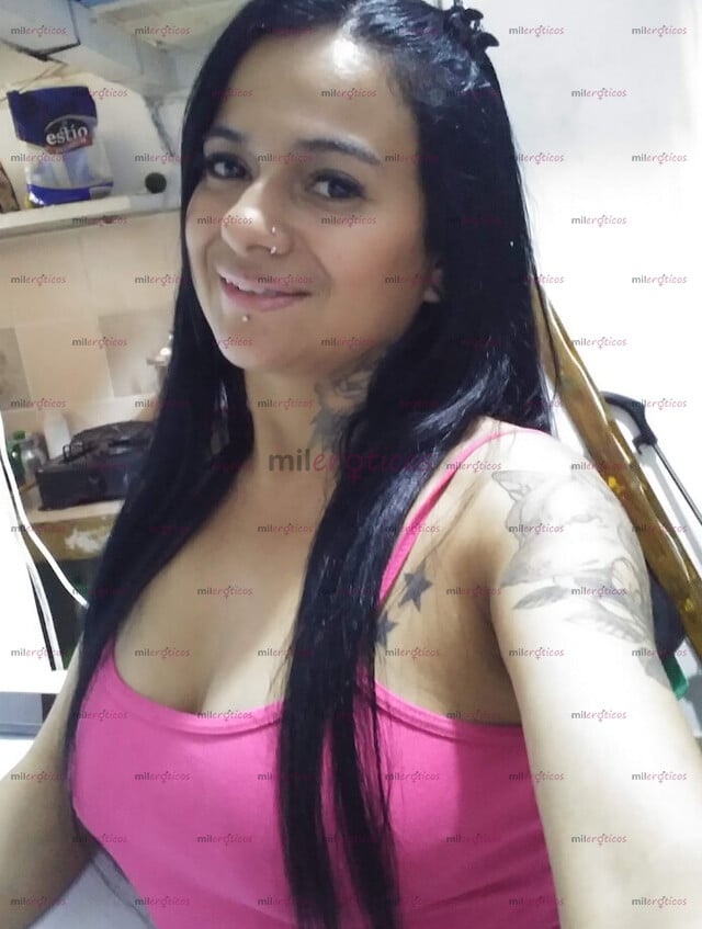 FOTOS DE LINDA MORENA COMPAÑÍA DISCRETA Y CONVERSACIÓN FOTOS DE PIES PERSONALIZADAS