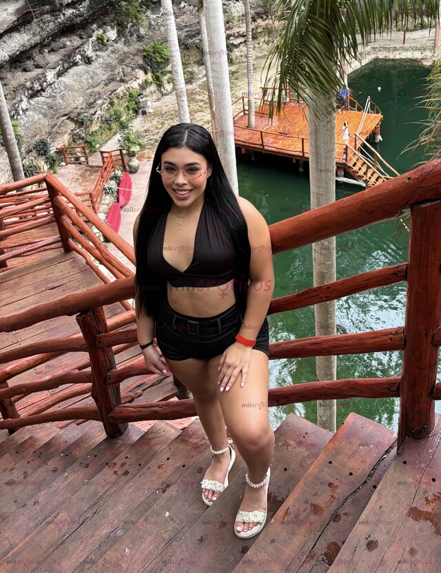FOTOS DE ASIAN COLOMBIAN GIRL, ROSTRO HERMOSO, COLAGENO PURO Y LLENA DE HORMONA