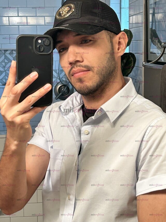 FOTOS DE ESCORT GAY EN BELLO, CHÍCO NUEVO, SOLO DOMICILIO