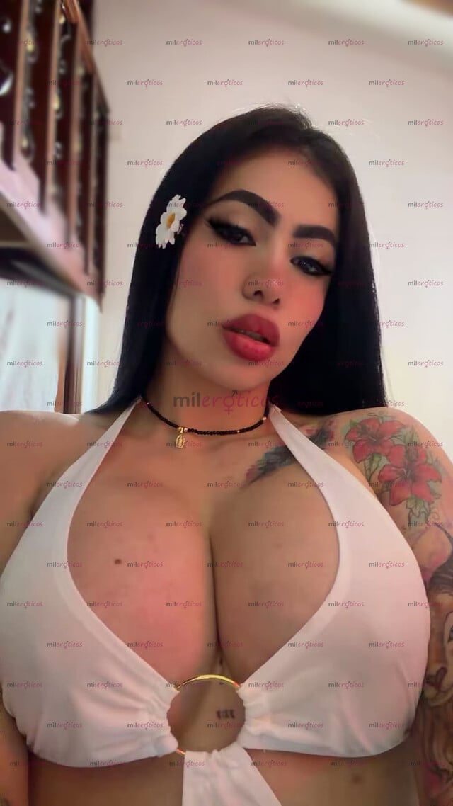 FOTOS DE ANGELICA, HERMOSA, EXUBERANTE Y SEXY PELINEGRA CON UN CULO RICO