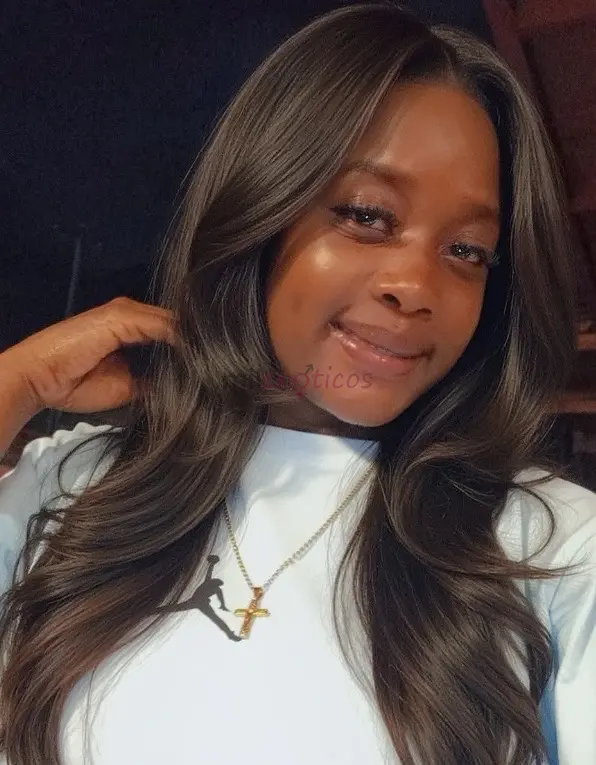 Ven y conoce esta linda negrita dispuesta a cumplir tus mas locas fantasiasaqui estare para hacerte unos buenos masajesbailes eroticostodo lo que se p...