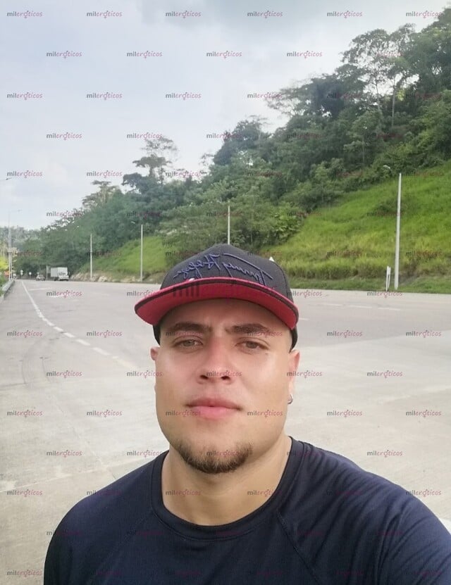 FOTOS DE FUTBOLISTA VERGON CON 23 CM DE VERGA PARA COMPLACERTE Y PASARLA RICO