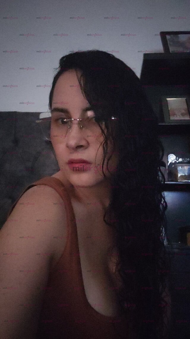 FOTOS DE HOLA, SOY PAOLA Y ESTOY DISPUESTA A COMPLACERLOS