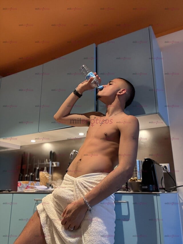 FOTOS DE JOVEN ESCORT EXCLUSIVO PARA SALIDAS Y MASAJES
