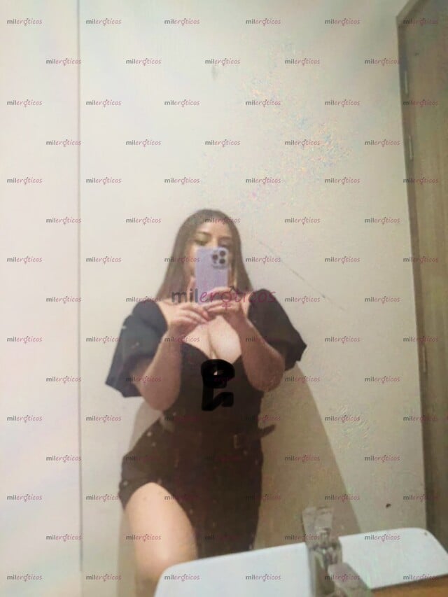 FOTOS DE VICTORIA 27 AÑOS GUAPA SENSUAL SEXY Y COMPLACIENTE !!