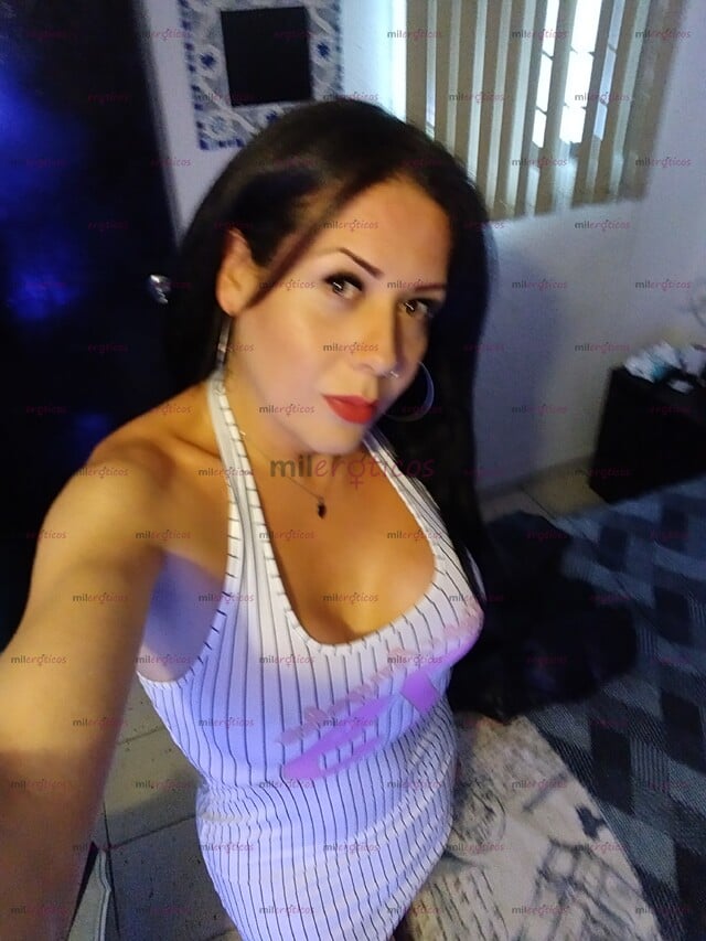 FOTOS DE CHICA DOTADA 20 CM , DISPONIBLE Y CON LUGAR BB. JUGUEMOS EL ROL QUE GUSTES PAPI.