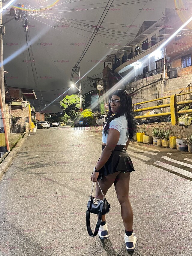 FOTOS DE PERRITA LECHERA CON SITIO DISPONIBLE 24 7 MIRA MIS VIDEOS ABAJO