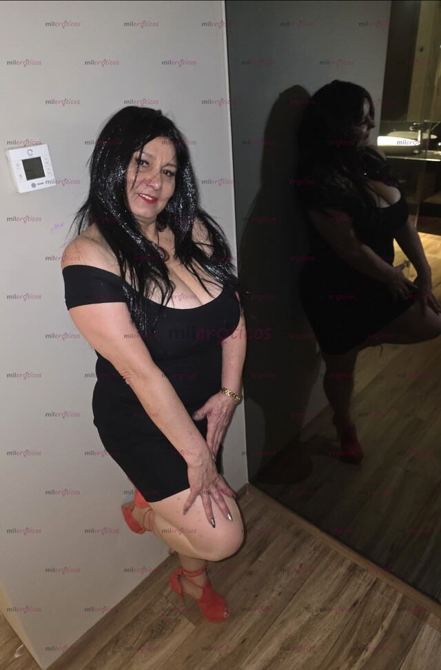 FOTOS DE SEÑORA TETONA 38DD, COGEME DURO, TE LA MAMO SIN CONDON PONME EN 4
