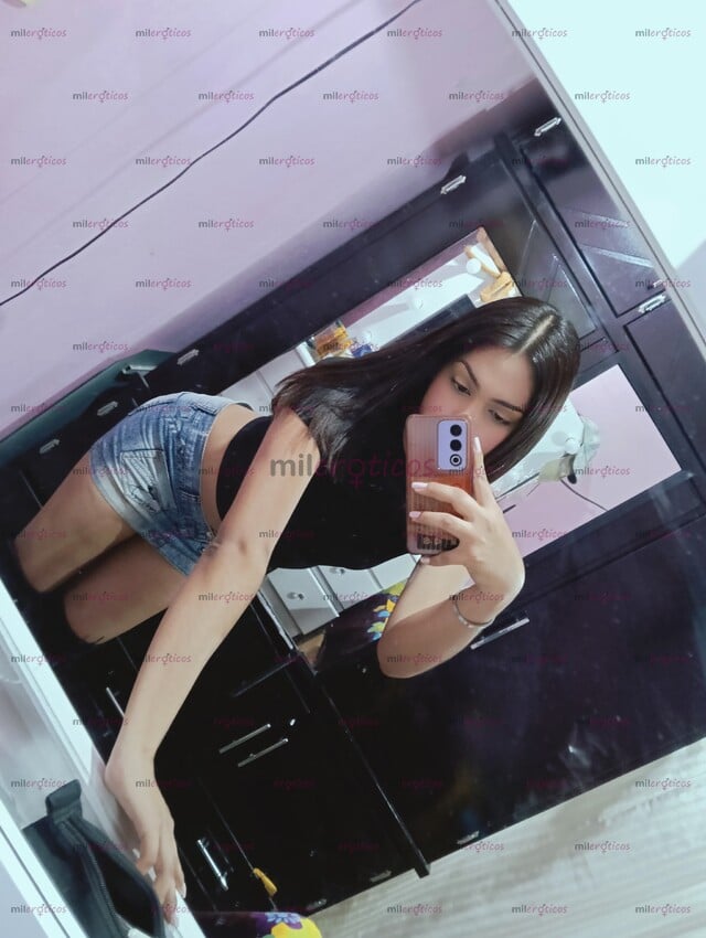 FOTOS DE MARILYN, FLAQUITA,SUMISA,EN HORMONAS,21AÑOS