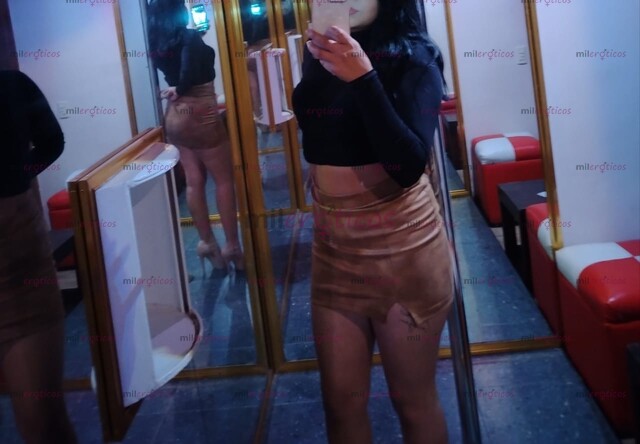 FOTOS DE BONITA ELEGANTE SÚPER SEXI VEN A PONERME DE A PERRITO BB