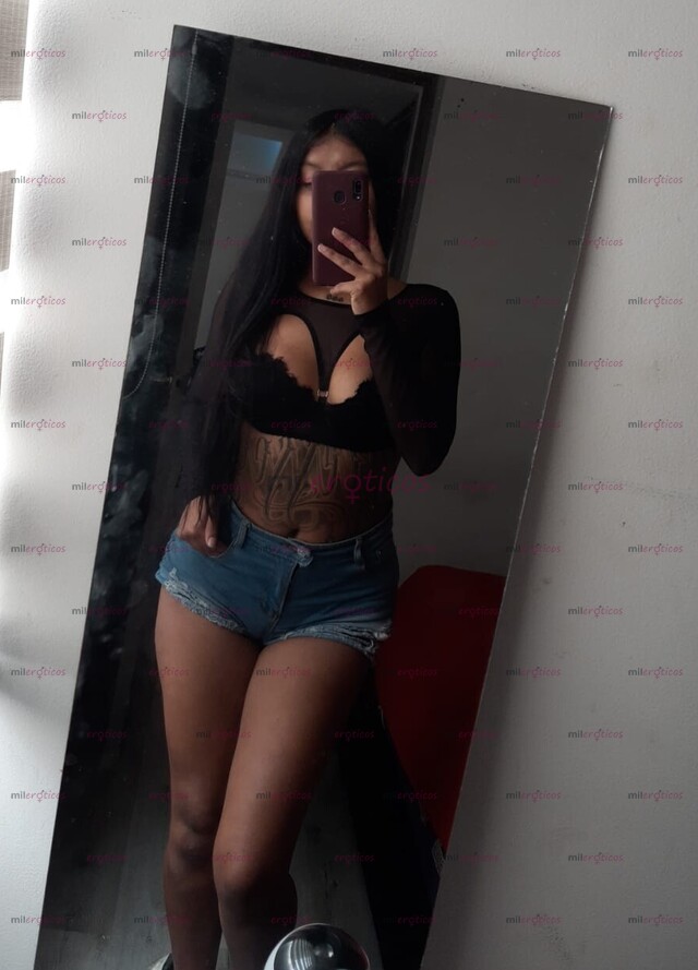 FOTOS DE HOLA SOY VAIOLET JOVEN UNIVERSITARIA DE 18 AÑOS RECIÉN LLEGADA A TU LOCALIDAD