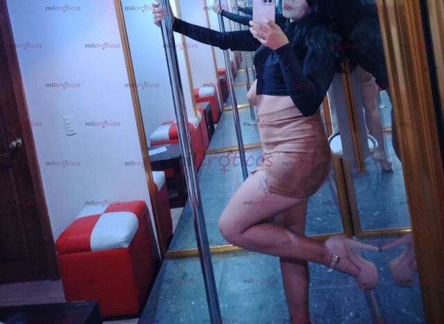 FOTOS DE BONITA ELEGANTE SÚPER SEXI VEN A PONERME DE A PERRITO BB